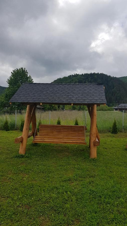 Casa Alesia Bucovina Hotel Gura Humorului Exterior foto